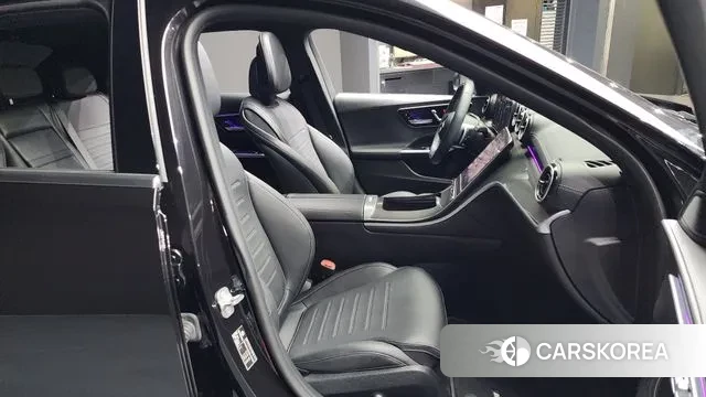 Mercedes-Benz C-Class W206 2024 Черный из Кореи, фото 2