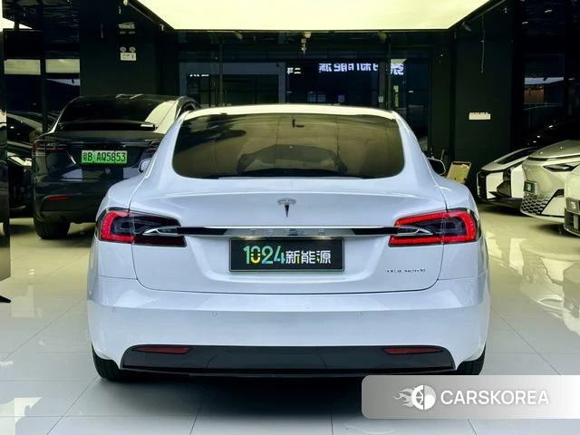 Tesla Model S 2019 Белый из Китая, фото 2