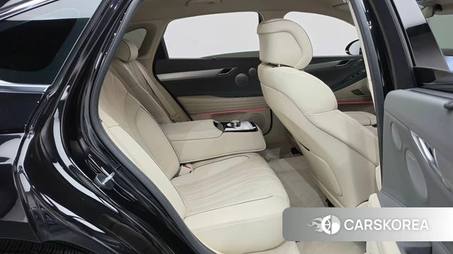 Genesis G80 (RG3) 2024 Черный из Кореи, фото 2