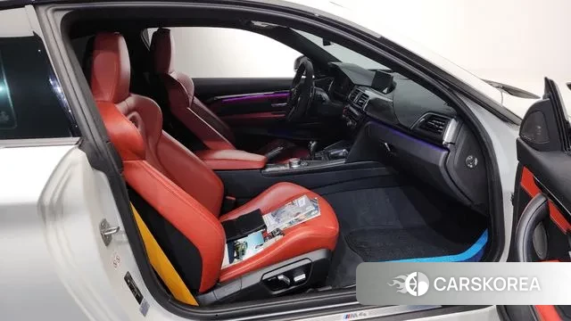 BMW M4 (F82) 2018 Белый из Кореи, фото 2