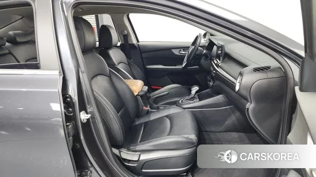 Kia Come New K3 2021 Серый из Кореи, фото 2