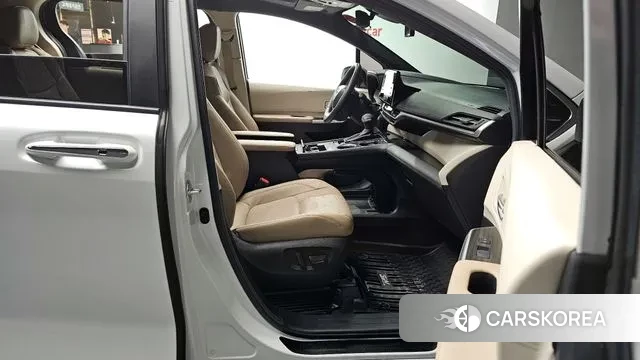 Toyota Sienna 4th Generation 2024 Белый из Кореи, фото 2