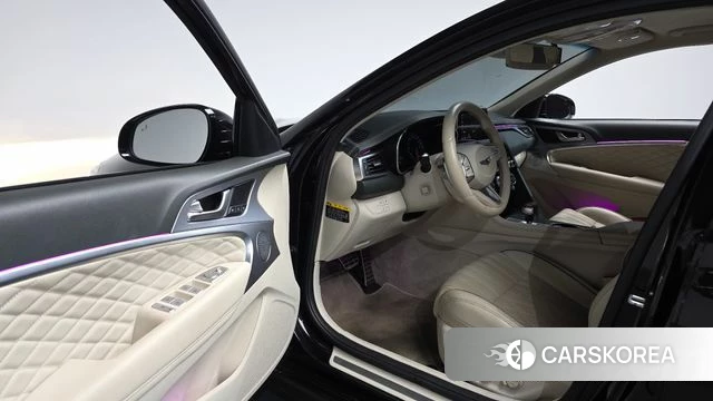 Genesis G70 2019 Черный из Кореи, фото 2