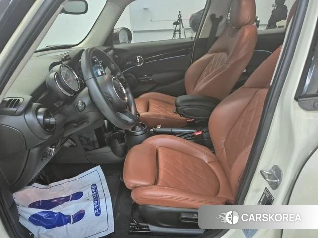 Mini Cooper 2022 Белый из Кореи, фото 2
