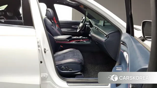 Genesis GV70 2021 Белый из Кореи, фото 2