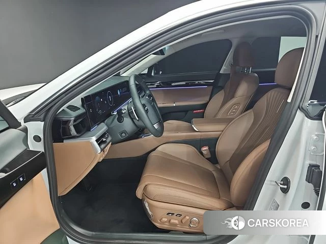 Hyundai Grandeur Hybrid (GN7) 2025 Белый из Кореи, фото 2