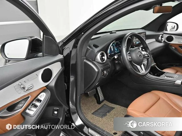 Mercedes-Benz GLC-Class X253 2023 Черный из Кореи, фото 2