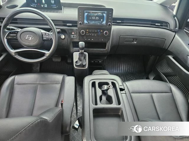 Hyundai Staria 2021 Черный из Кореи, фото 2