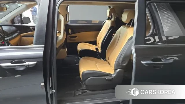 Kia Carnival 4th generation 2021 Серый из Кореи, фото 2