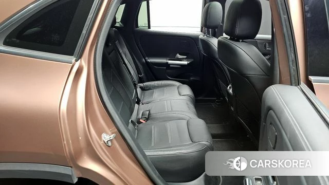 Mercedes-Benz EQA H243 2022 Коричневый из Кореи, фото 2