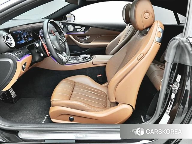 Mercedes-Benz E-Class W213 2018 Черный из Кореи, фото 2