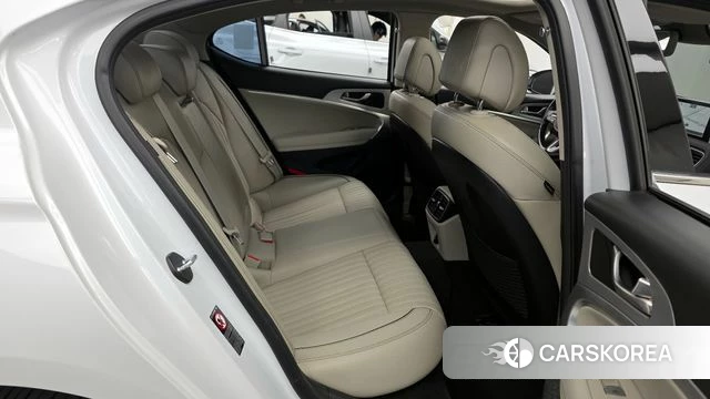 Genesis G70 2018 Белый из Кореи, фото 2