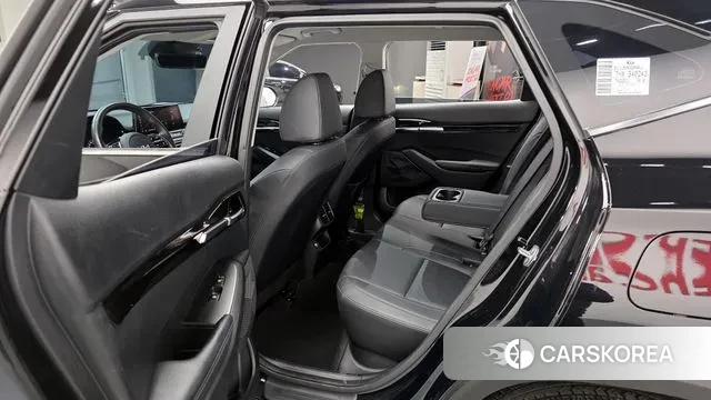 Kia Seltos 2022 Черный из Кореи, фото 2