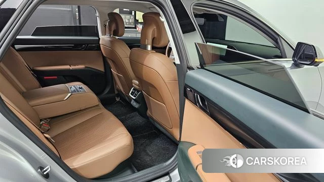 Hyundai Grandeur Hybrid (GN7) 2023 Серебряный из Кореи, фото 2