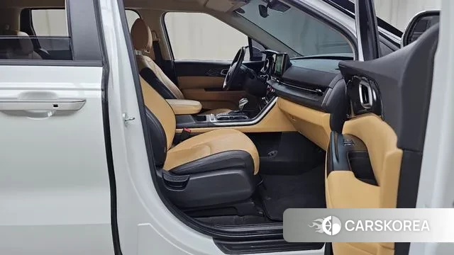 Kia Carnival 4th generation 2022 Белый из Кореи, фото 2