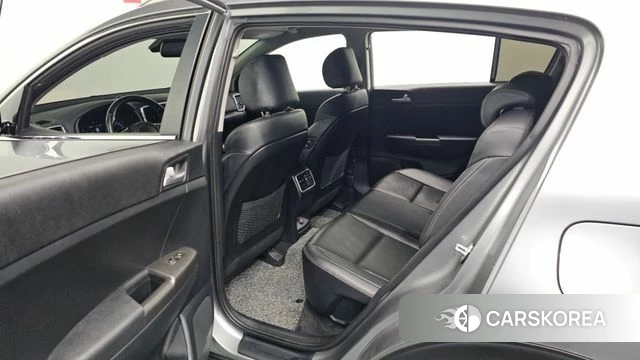 Kia Sportage The Bold 2020 Серебристо-серый из Кореи, фото 2