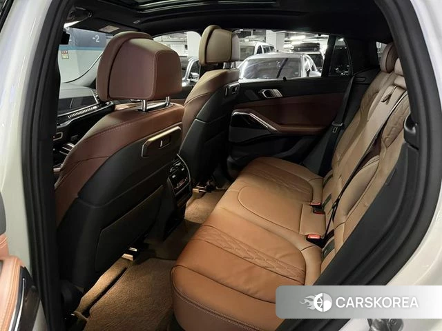 BMW X6 (G06) 2026 Белый из Кореи, фото 2