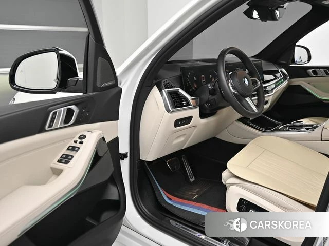 BMW X5 (G05) 2025 Белый из Кореи, фото 2