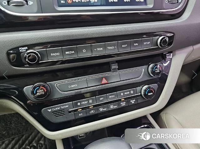 Kia All New Carnival 2018 Белый из Кореи, фото 2