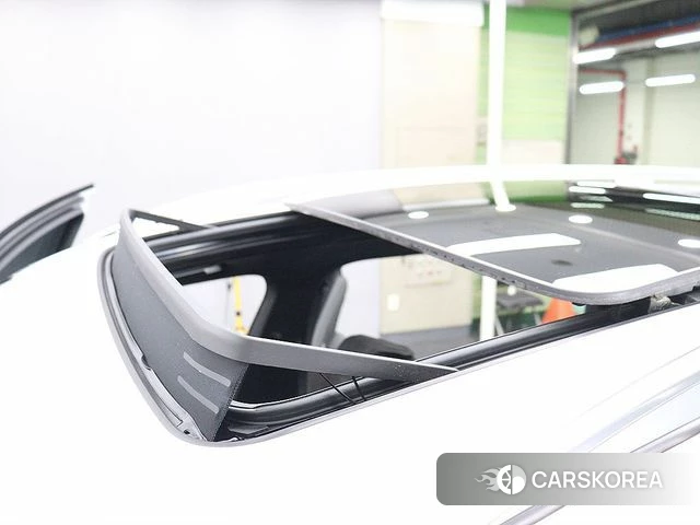 BMW X7 (G07) 2024 Белый из Кореи, фото 2