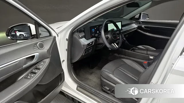 Hyundai Sonata D Edge Hybrid (DN8) 2024 Белый из Кореи, фото 2