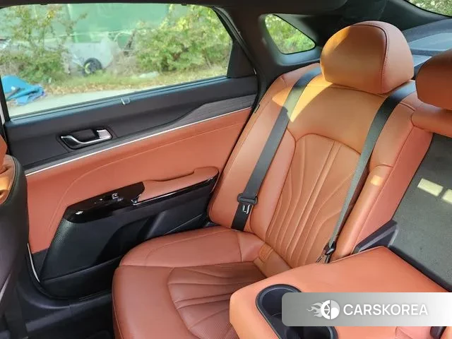 Kia The New K5 Hybrid 3rd generation 2023 Белый из Кореи, фото 2