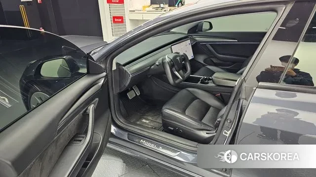 Tesla Model 3 2021 Серый из Кореи, фото 2