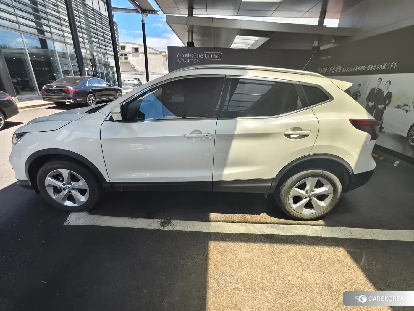 Nissan Qashqai 2022 Белый из Китая, фото 2
