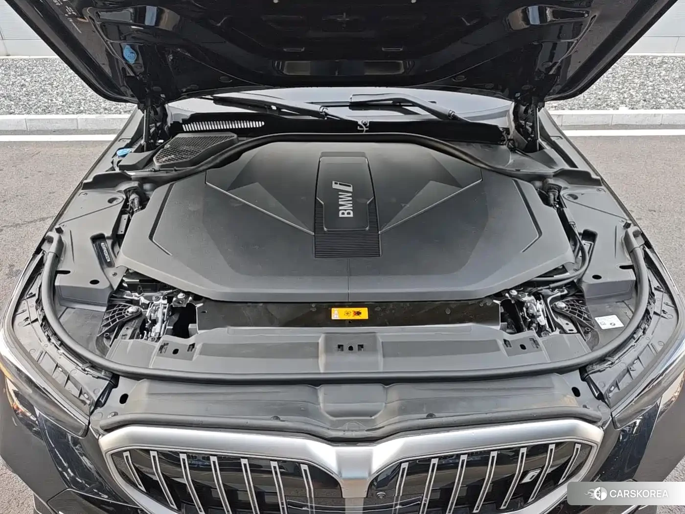 BMW i5 2025 Черный из Китая, фото 2