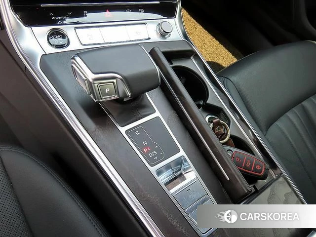 Audi A6 (C8) 2021 Белый из Кореи, фото 2