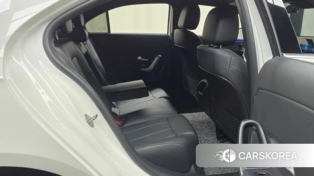 Mercedes-Benz A-Class W177 2022 Белый из Кореи, фото 2