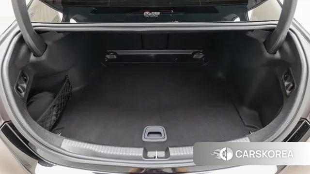 Mercedes-Benz C-Class W206 2023 Черный из Кореи, фото 2