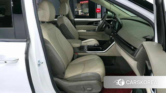 Kia Carnival 4th generation 2022 Белый из Кореи, фото 2