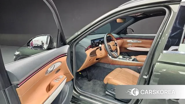 Genesis GV70 2024 Серый из Кореи, фото 2