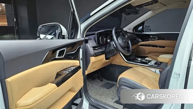 Kia Carnival 4th generation 2023 Белый из Кореи, фото 2