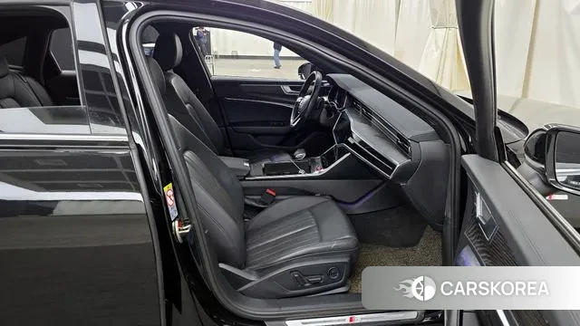 Audi A6 (C8) 2020 Черный из Кореи, фото 2