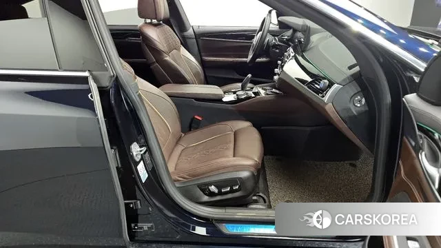 BMW 6 Series GT (G32) 2021 Черный из Кореи, фото 2