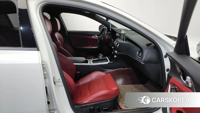 Kia Stinger 2019 Белый из Кореи, фото 2