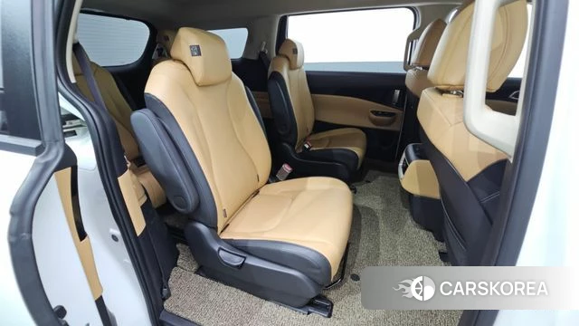Kia Carnival 4th generation 2023 Белый из Кореи, фото 2
