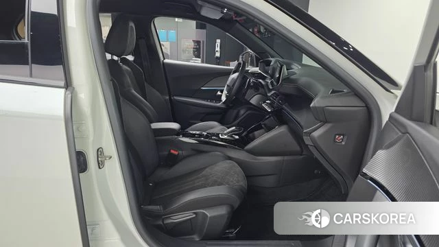 Peugeot 2008 Second generation 2021 Белый из Кореи, фото 2