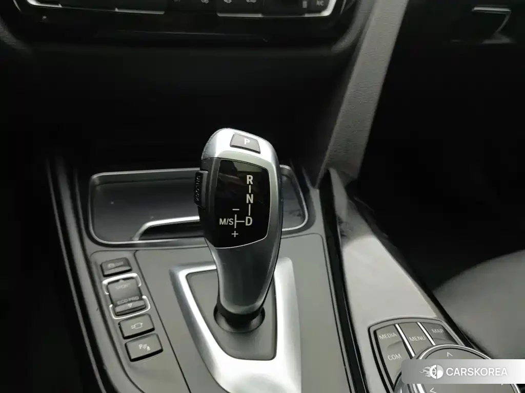 BMW 3 series GT 2020 Белый из Китая, фото 2