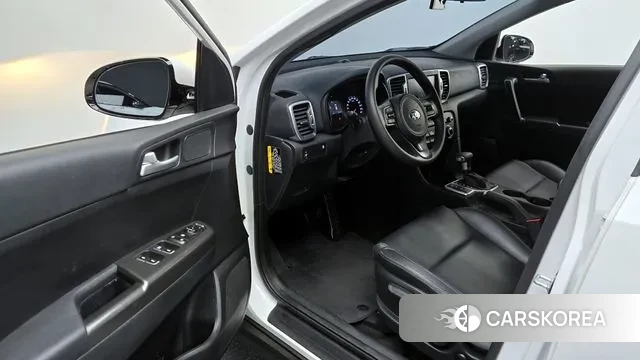 Kia Sportage 4th Generation 2018 Белый из Кореи, фото 2