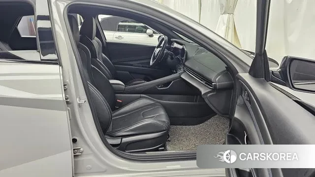 Hyundai Avante (CN7) 2023 Серебряный из Кореи, фото 2