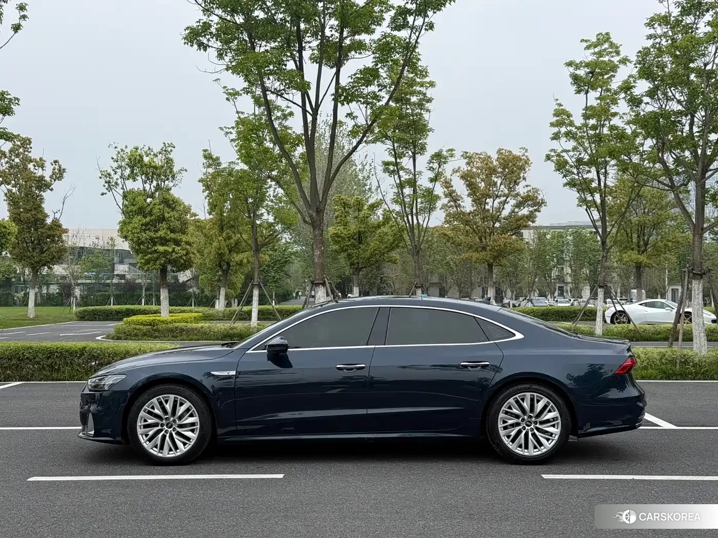 Audi A7L 2023 Синий из Китая, фото 2