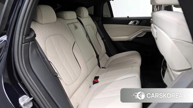 BMW X6 (G06) 2025 Черный из Кореи, фото 2
