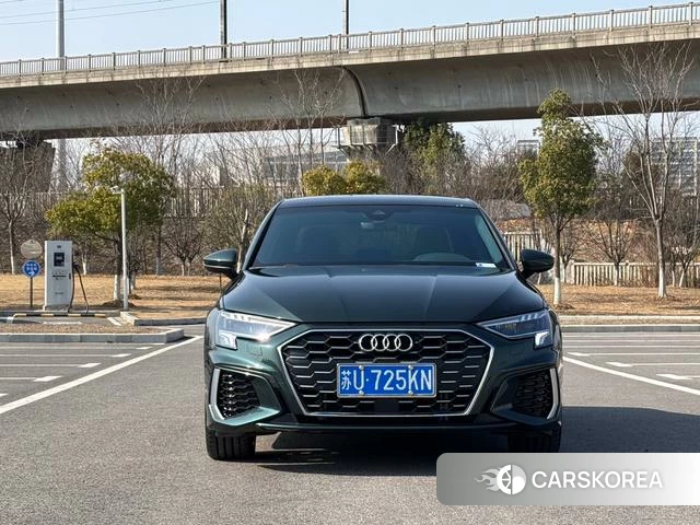 Audi A3 2024 Зеленый из Китая, фото 2