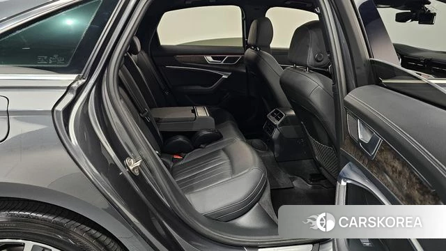 Audi A6 (C8) 2021 Серый из Кореи, фото 2