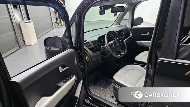 Kia The New Kia Ray EV 2023 Черный из Кореи, фото 2