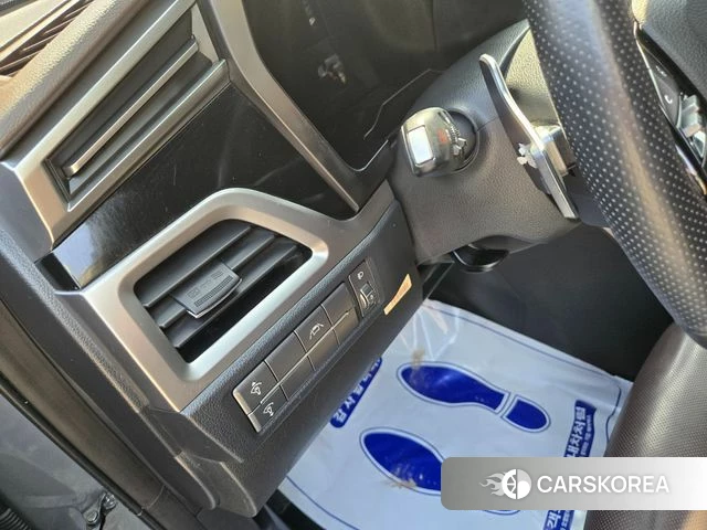 Ssangyong Beautiful Korando 2019 Цвет тростника из Кореи, фото 2