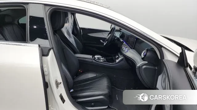 Mercedes-Benz CLS-Class C257 2019 Белый из Кореи, фото 2